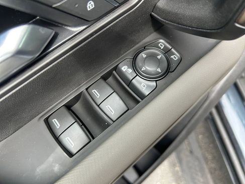 New 2025 GMC Hummer EV 2X w/ LPO, Dark Essentials Package image 23