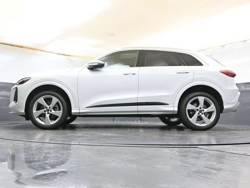 Used 2025 Audi Q5 Premium Plus w/ Premium Plus AWD/4WD image 39
