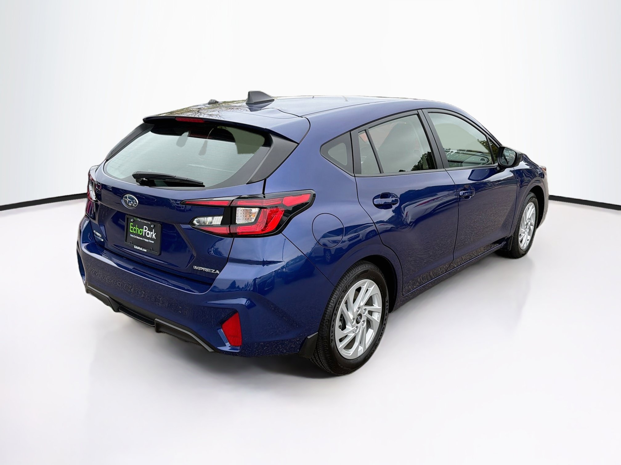 Used 2025 Subaru Impreza 2.0i AWD/4WD image 9