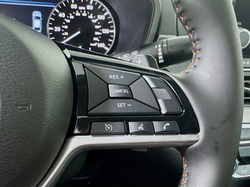 New 2025 Nissan Altima 2.5 SR image 16