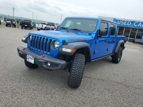 Used 2022 Jeep Gladiator Rubicon AWD/4WD image 2