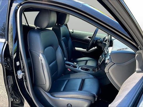Certified 2020 Mercedes-Benz GLA 250 4MATIC image 15