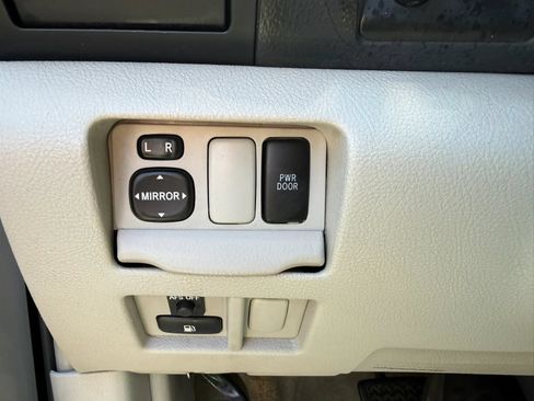 Used 2006 Lexus RX 400h AWD image 24