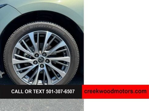 Used 2019 Lexus ES 350 w/ Accessory Package 2 FWD image 17