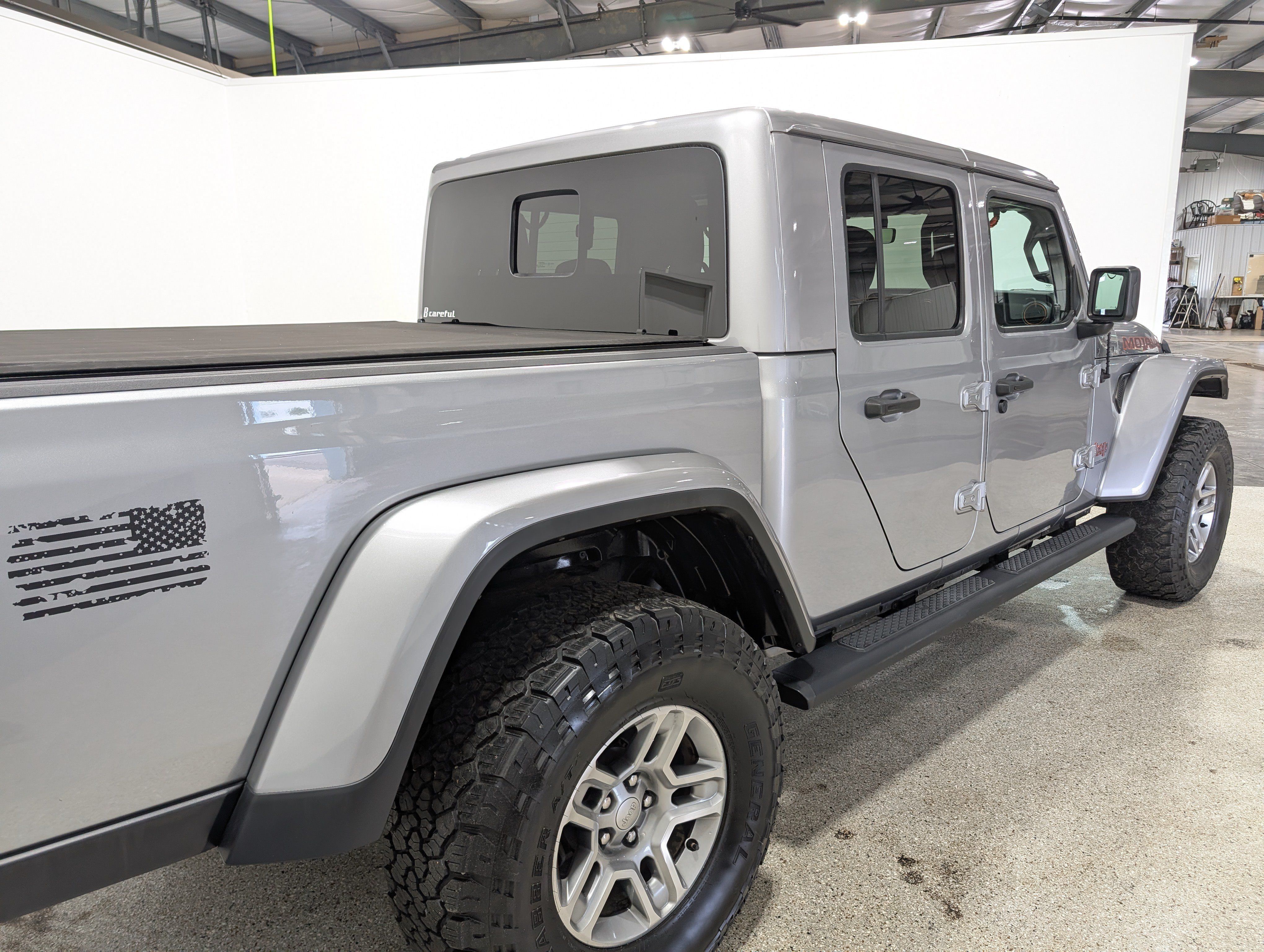 Used 2021 Jeep Gladiator Mojave AWD/4WD image 3