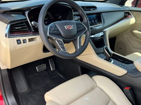 Used 2017 Cadillac XT5 Premium Luxury AWD/4WD image 19