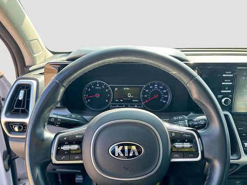 Used 2021 Kia Sorento S w/ Panoramic Sunroof Package image 13