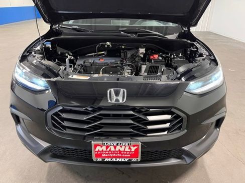 Used 2025 Honda HR-V Sport image 9
