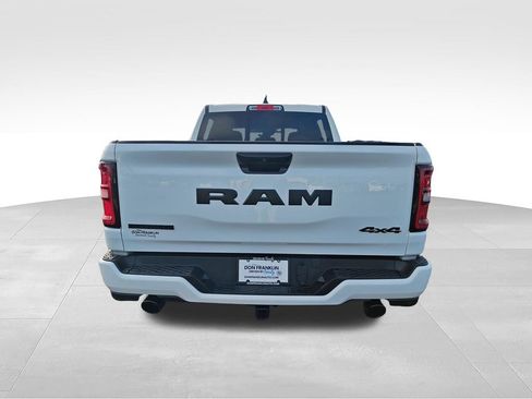 Used 2026 RAM 1500 Big Horn AWD/4WD image 4