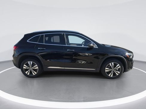 Used 2025 Mercedes-Benz GLA 250 image 3