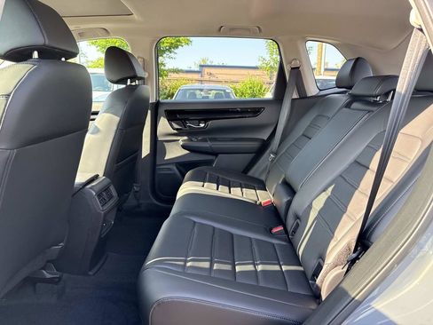 Used 2024 Honda CR-V EX-L image 11
