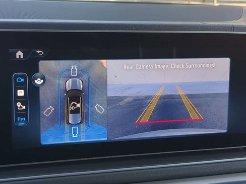 Used 2025 Mercedes-Benz GLS 450 4MATIC image 31