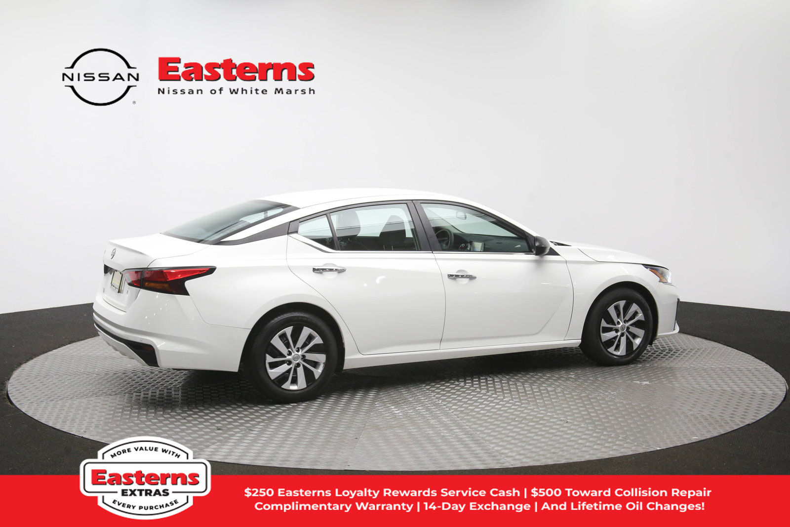 Used 2024 Nissan Altima 2.5 S FWD image 41
