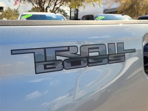 Used 2025 Chevrolet Silverado 2500 LT w/ Trail Boss Package image 13