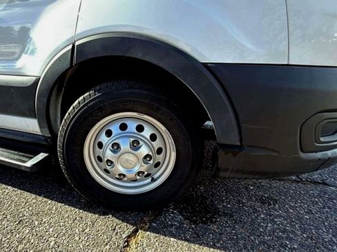 Used 2023 Ford Transit 250 Medium Roof AWD image 19