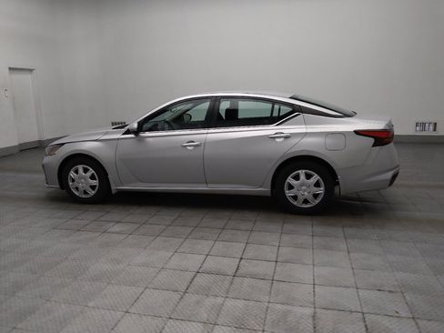 Used 2023 Nissan Altima 2.5 S FWD image 3