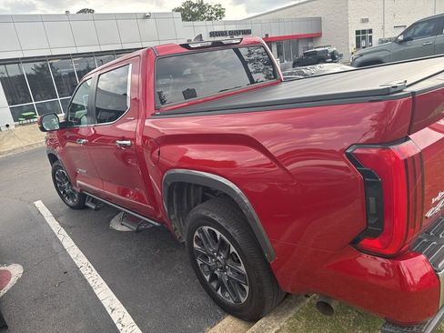 Used 2024 Toyota Tundra Limited AWD/4WD image 9