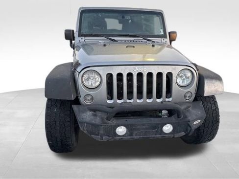 Used 2015 Jeep Wrangler Sahara image 7