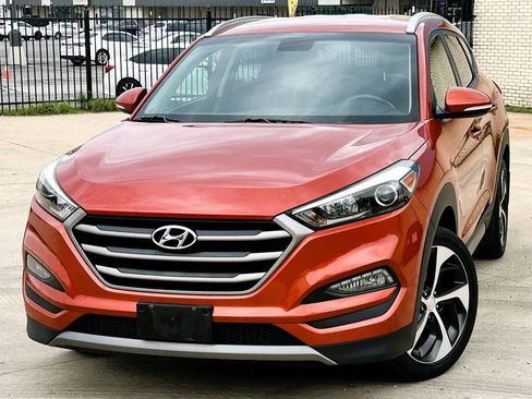 Used 2016 Hyundai Tucson Sport FWD image 1