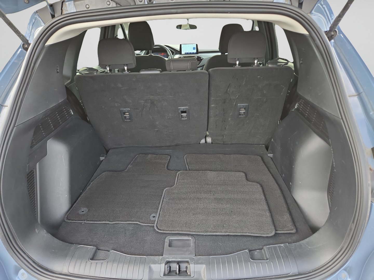 Used 2025 Ford Escape Active AWD/4WD image 12