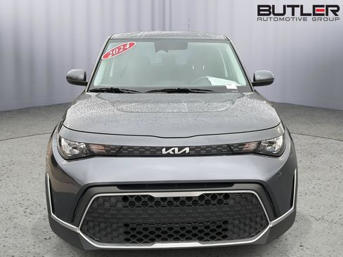 Used 2024 Kia Soul LX w/ Option Group 015 FWD image 9