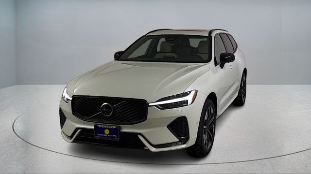 Certified 2026 Volvo XC60 B5 Plus w/ Protection Package Premier AWD/4WD image 2