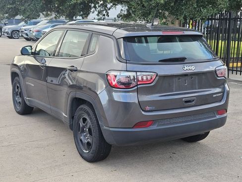 Used 2021 Jeep Compass Sport FWD image 7