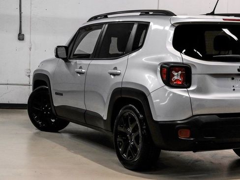 Used 2017 Jeep Renegade Altitude image 13