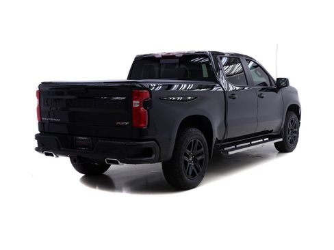 Used 2025 Chevrolet Silverado 1500 RST AWD/4WD image 4