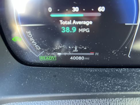 Used 2024 Toyota Crown XLE image 22