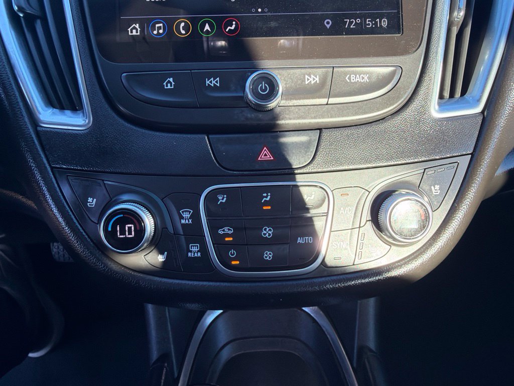 Used 2020 Chevrolet Malibu Premier FWD image 21