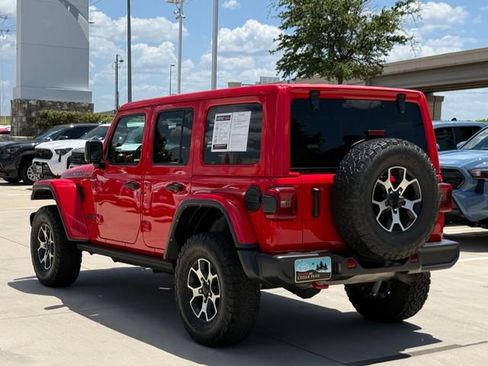 Used 2022 Jeep Wrangler Unlimited Rubicon w/ LED Lighting Group AWD/4WD image 8