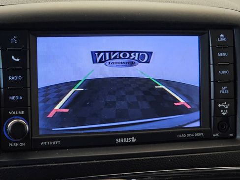 Used 2019 Dodge Grand Caravan SXT FWD image 14