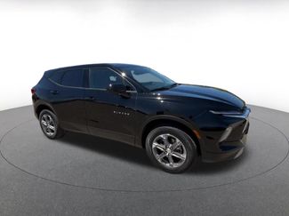 Used 2026 Chevrolet Blazer LT FWD video 2