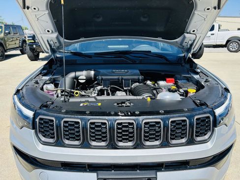 Used 2025 Jeep Compass Limited w/ High Altitude Package AWD/4WD image 44