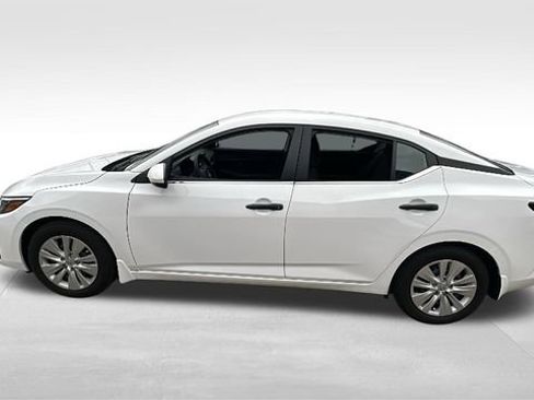 New 2025 Nissan Sentra S image 5