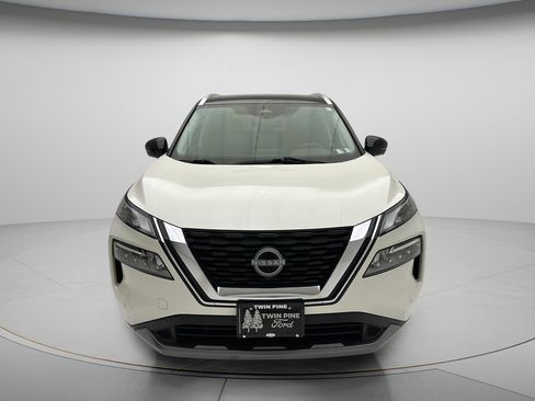 Used 2023 Nissan Rogue SL w/ SL Premium Package AWD/4WD image 2