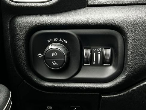 Used 2022 RAM 1500 Laramie w/ Night Edition AWD/4WD image 26