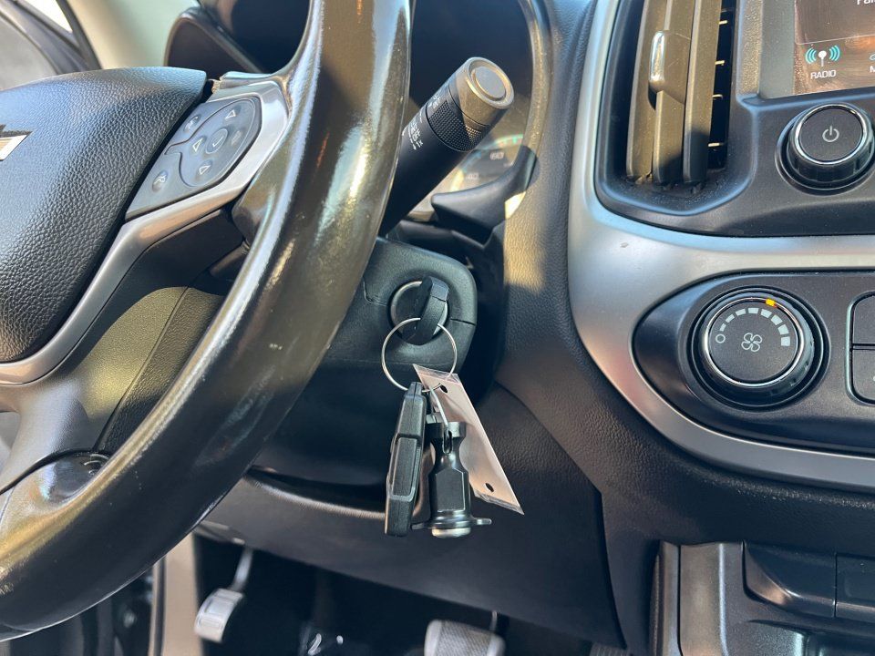 Used 2018 Chevrolet Colorado LT w/ LT Convenience Package RWD image 32
