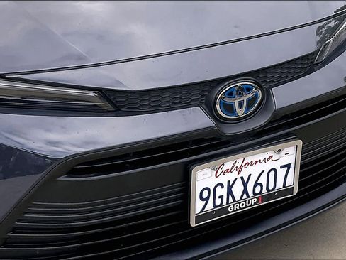 Certified 2023 Toyota Corolla LE image 28