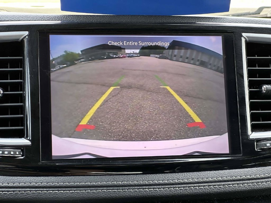 Used 2023 Chrysler Pacifica Limited FWD image 20