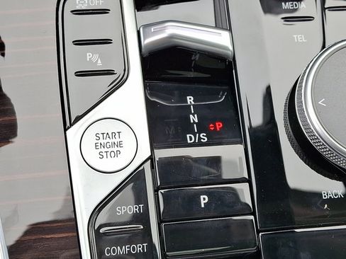 New 2026 BMW X7 xDrive40i AWD/4WD image 10