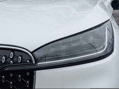 New 2025 Lincoln Aviator Reserve w/ Luxury Package image 9