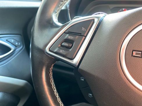 Used 2017 Chevrolet Camaro LT image 26