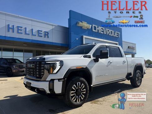 Used 2024 GMC Sierra 2500 Denali Ultimate AWD/4WD image 1