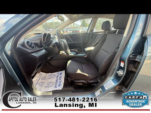 Used 2011 MAZDA MAZDA3 i Sport FWD image 12