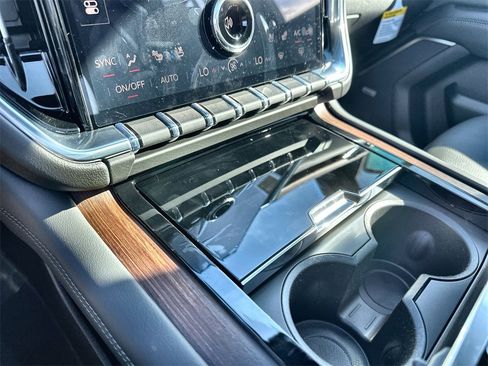 New 2026 GMC Yukon XL Denali w/ Sun & Power Step Package image 27