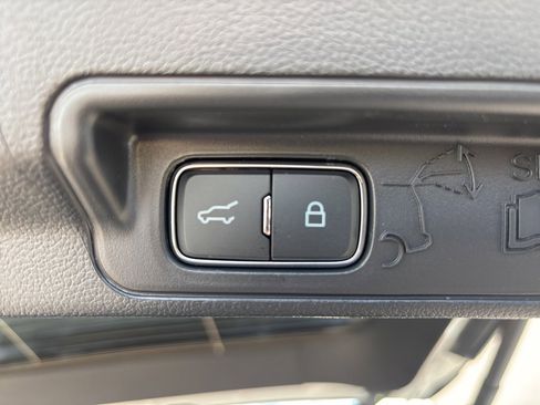 New 2026 Ford Explorer ST-Line w/ ST-Line Street Pack image 7