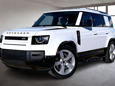 New 2026 Land Rover Defender 110 X-Dynamic SE image 1