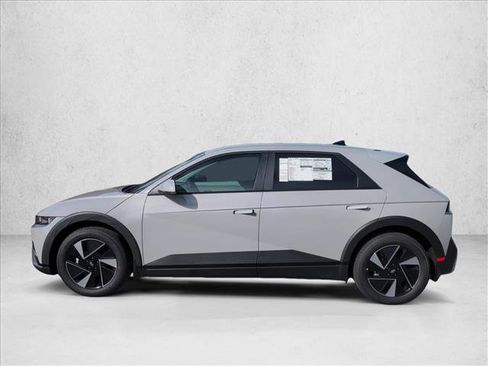 New 2026 Hyundai Ioniq 5 SE image 7